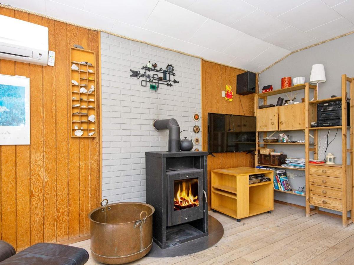 5 Person Holiday Home In Odder Exteriör bild